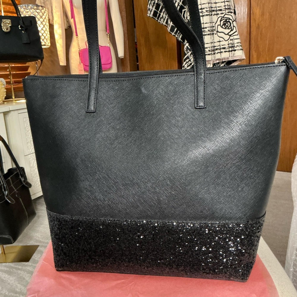 KATE SPADE “Molly Glitter Large Tote” - Picture 2 of 16